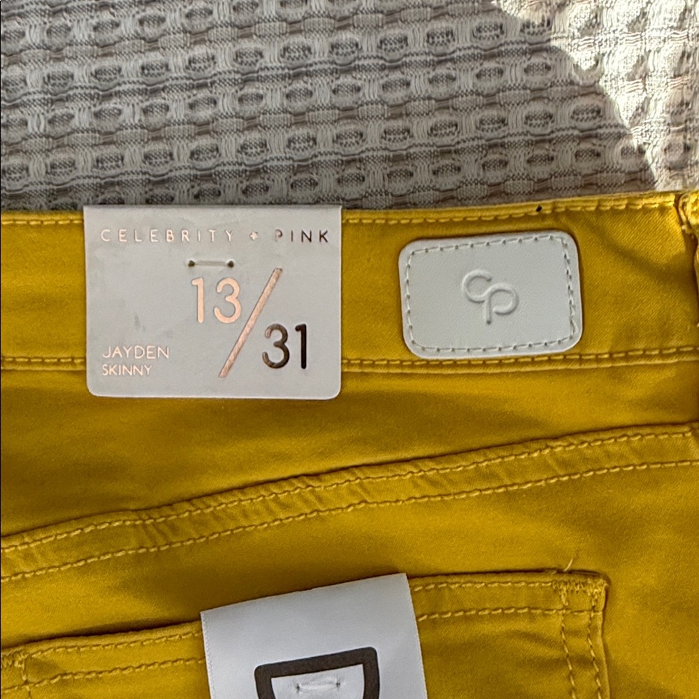 Celebrity Pink Vibrant Yellow Pants - Picture 3 of 7